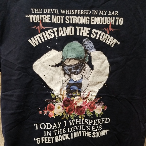 6 Feet Large T Shirt - Picture 4 of 6